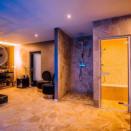 B&B Spa Goud 튈뷔르흐 외부 사진