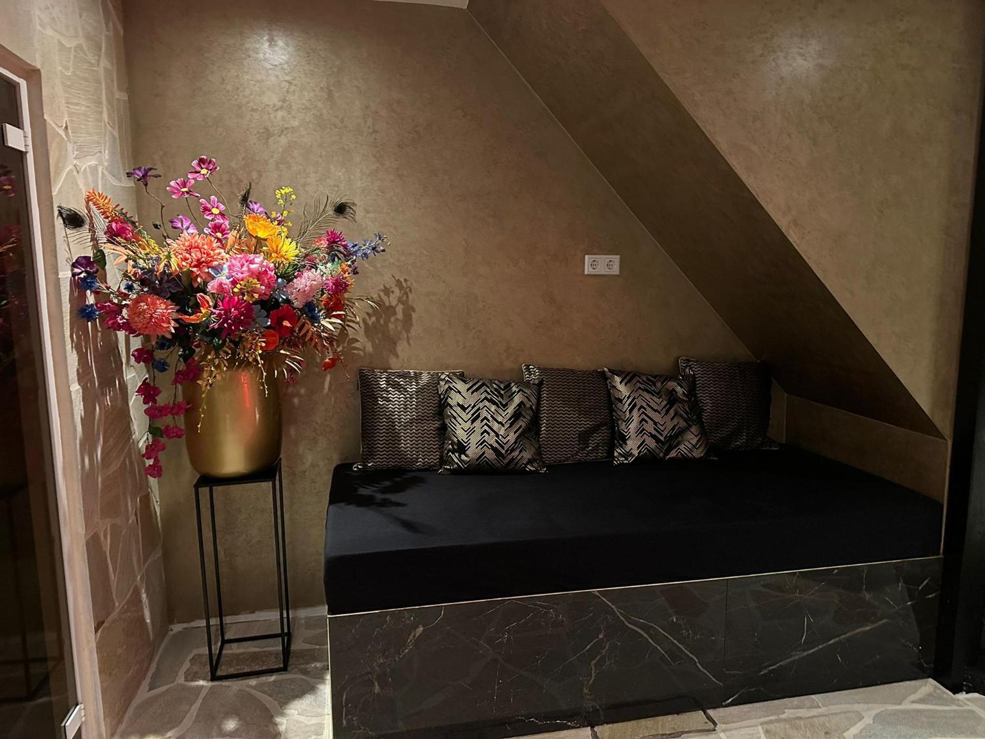 B&B Spa Goud 튈뷔르흐 외부 사진